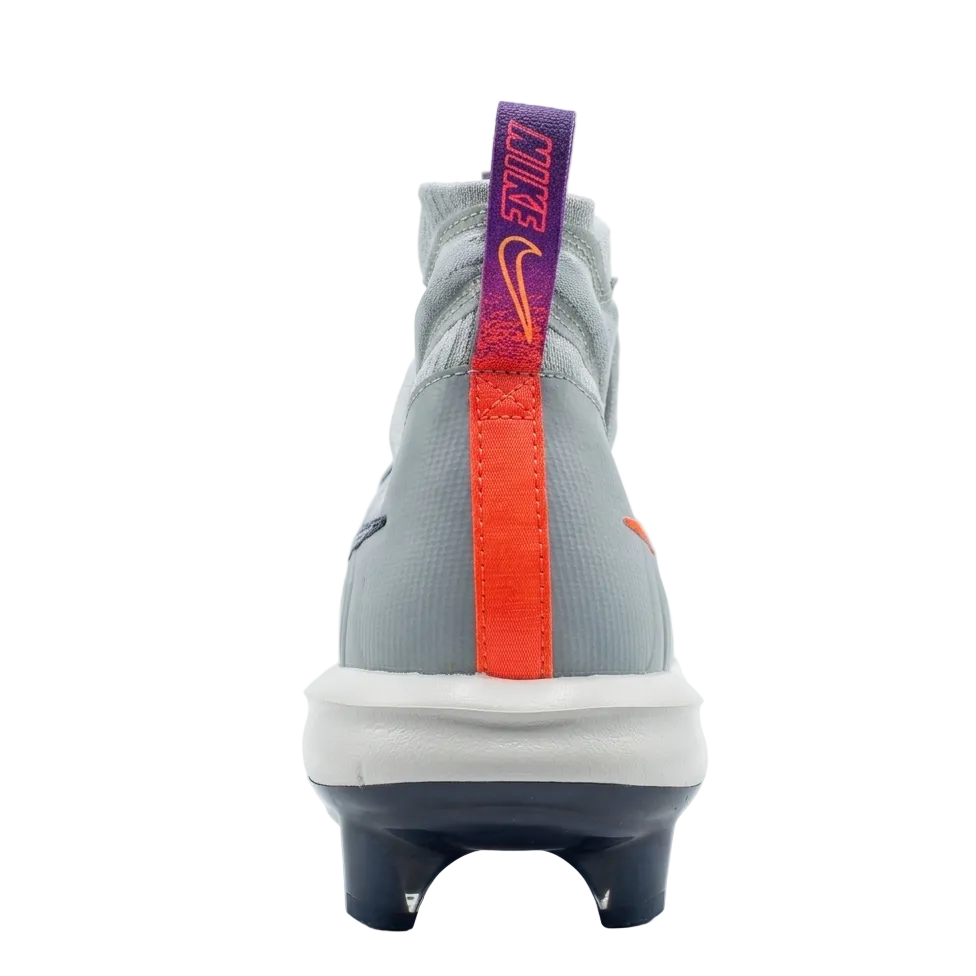 Rear view of Nike Alpha Huarache NXT featuring the structured heel counter and pull tab.