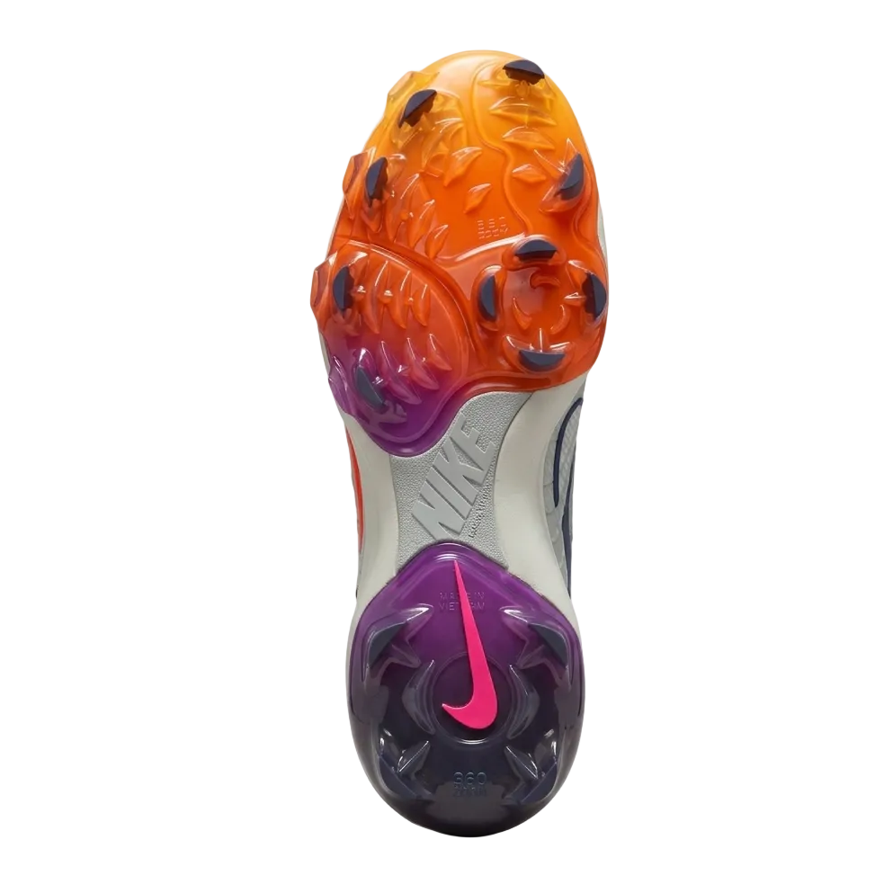 Synergia hybrid cleat plate on Nike Alpha Huarache NXT showing molded plastic traction pattern.