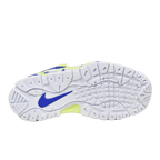 Rubber outsole of Nike Air Barrage Low GS featuring aggressive traction patterns and lemon twist accents.