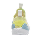 Heel view of Nike Huarache E.D.G.E. Premium sneakers highlighting the prominent rear pull tab and classic bootie collar design, CD8172-700.